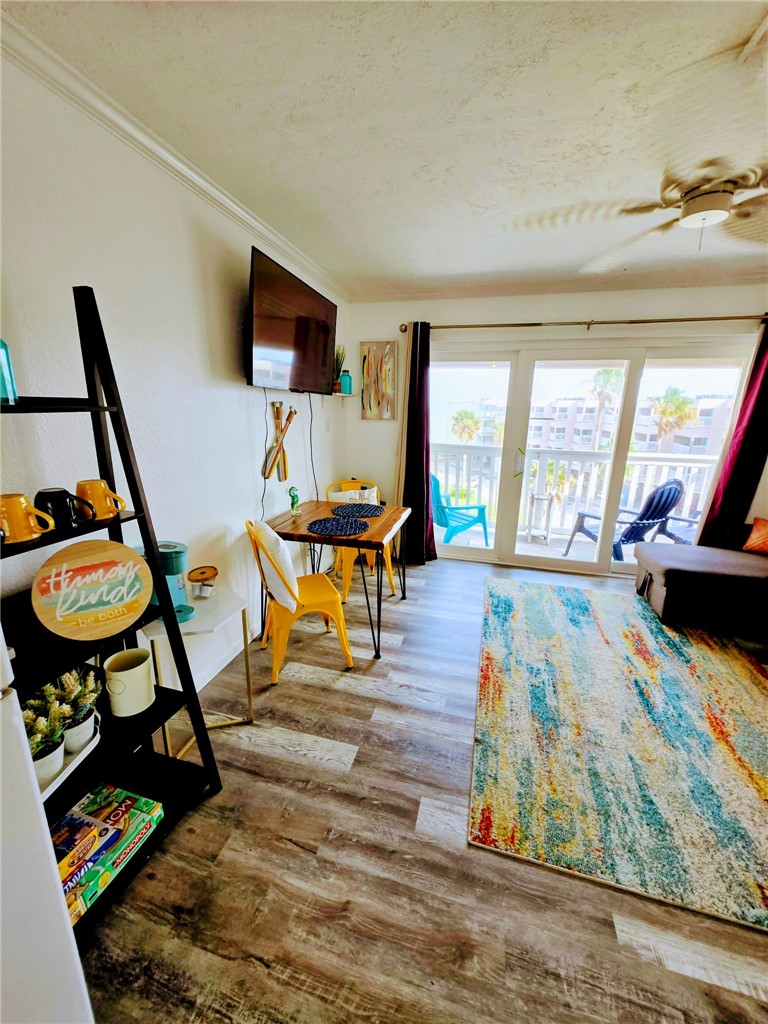 3938 Surfside Blvd 3330 Property Photo 6