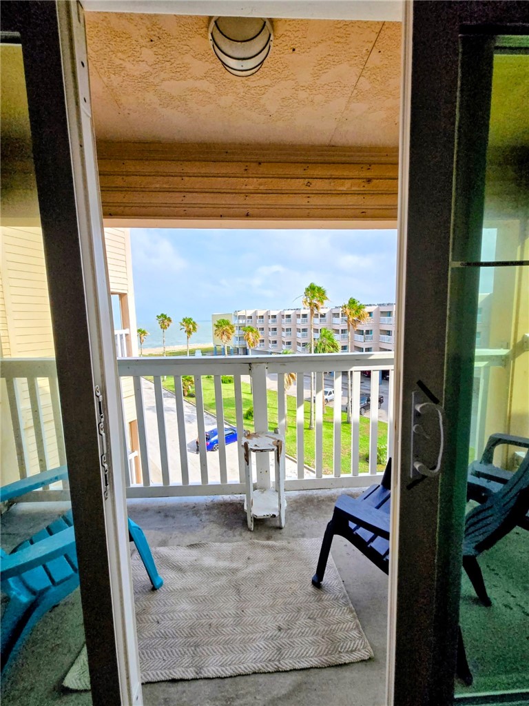 3938 Surfside Blvd 3330 Property Photo 7