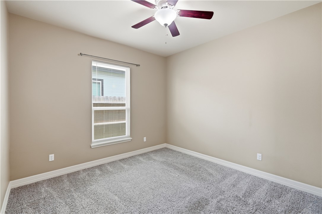 207 Bismarck Palm Cir Property Photo 22