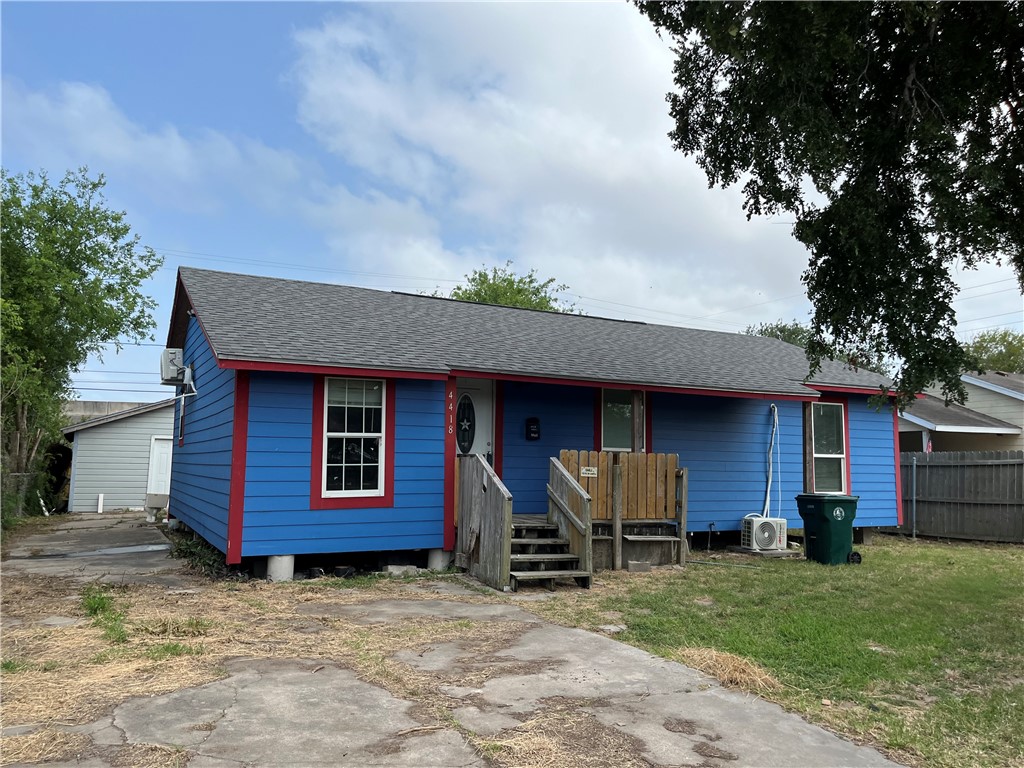 4418 Vestal St Property Photo 1