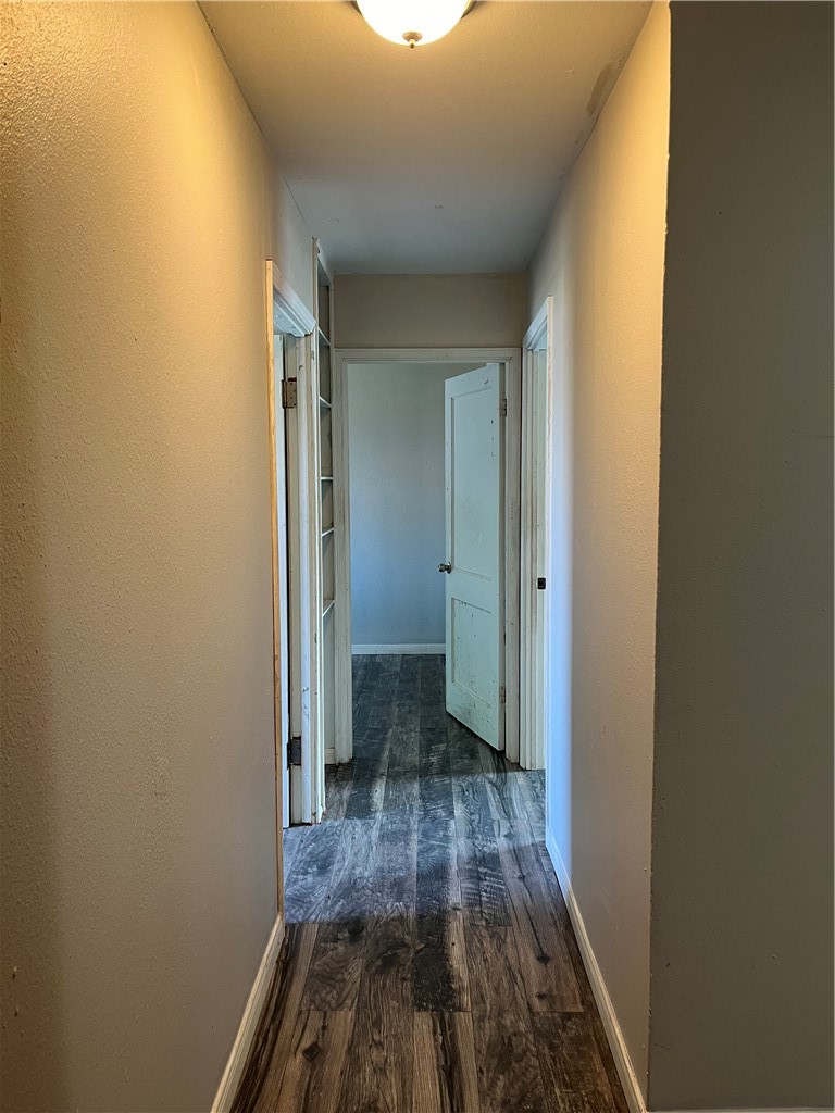 4418 Vestal St Property Photo 7