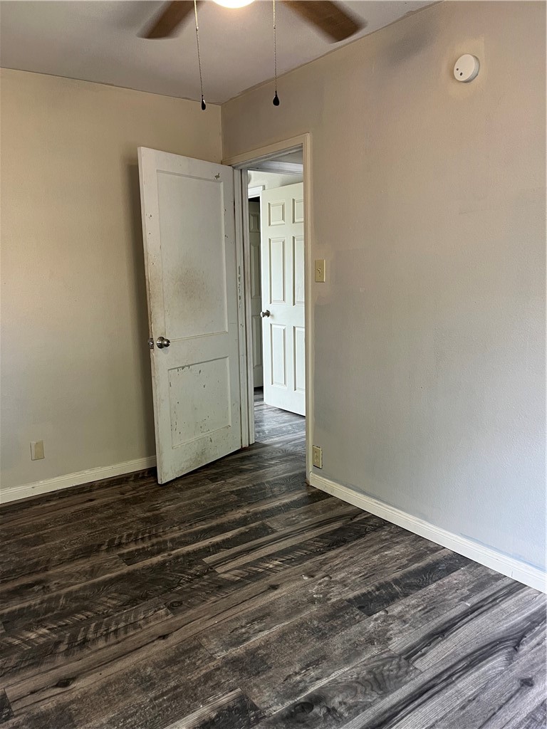 4418 Vestal St Property Photo 13