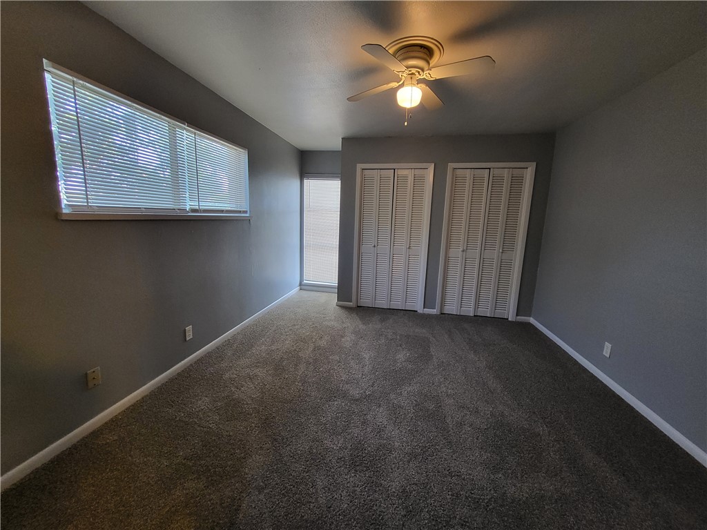 5832 Alameda St D Property Photo 7