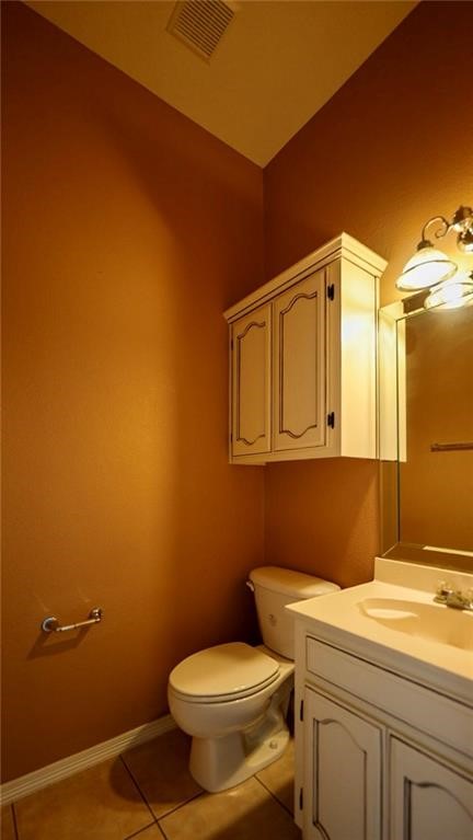 240 County Road 2112 Property Photo 7