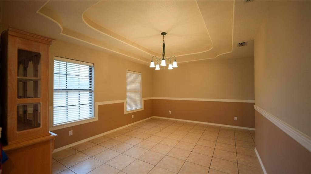 240 County Road 2112 Property Photo 14