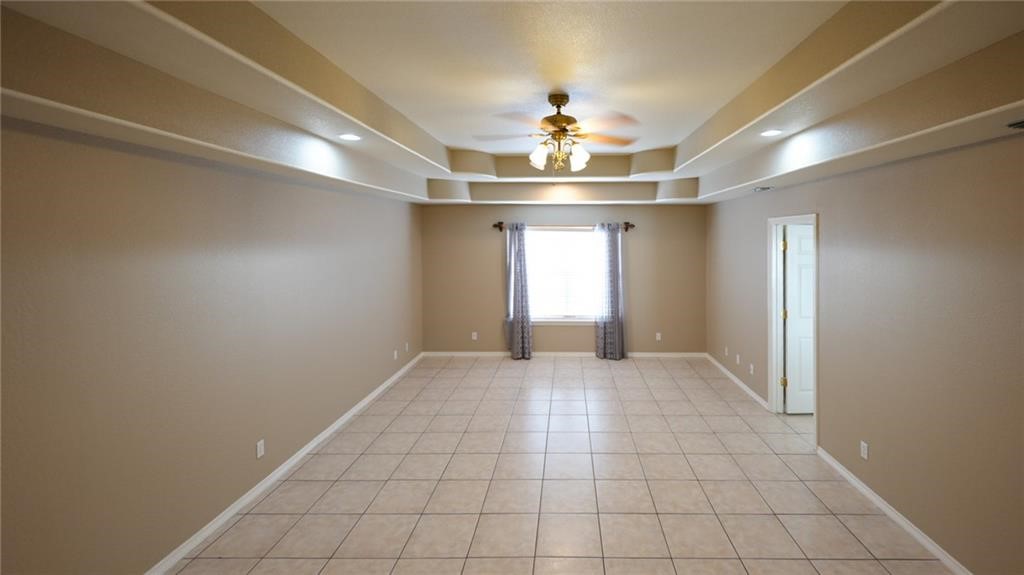 240 County Road 2112 Property Photo 19