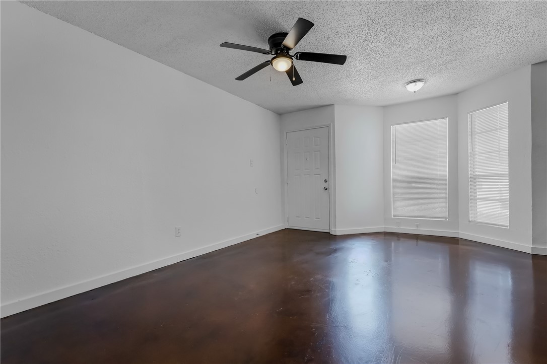 6641 Rhine Dr B Property Photo 4