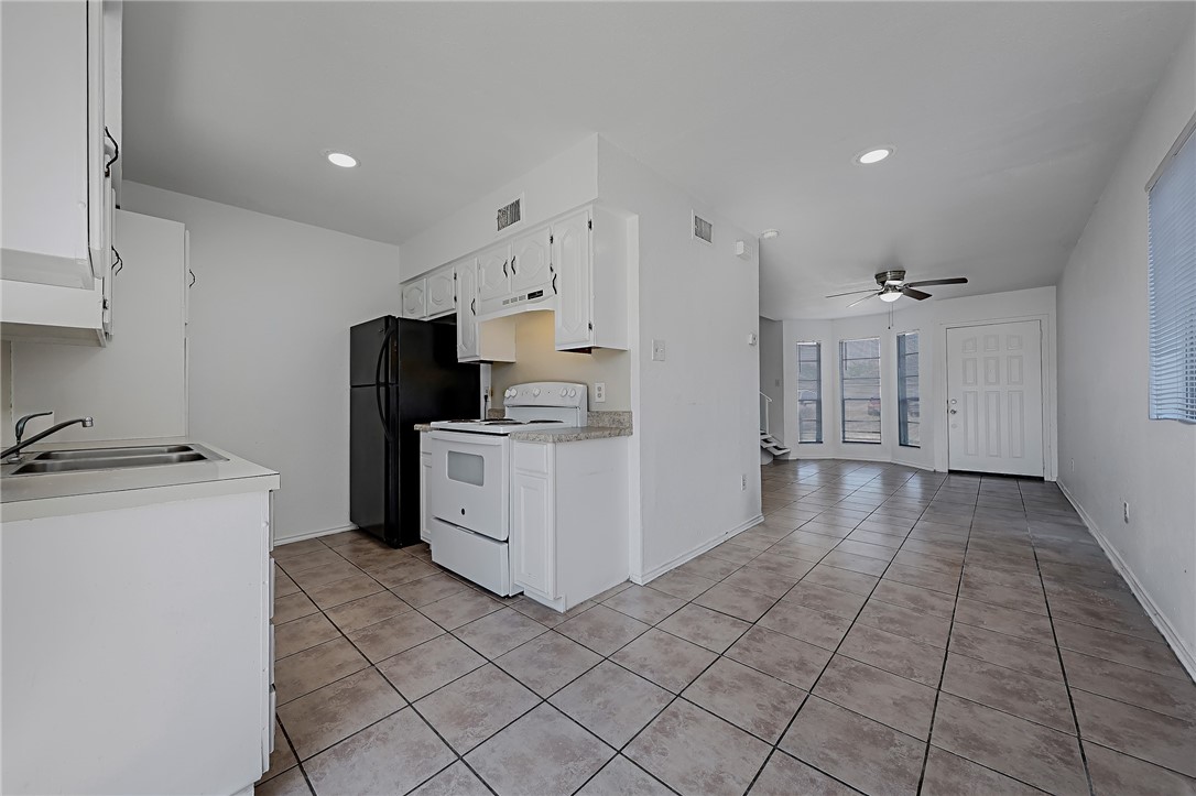 6641 Rhine Dr A Property Photo 5