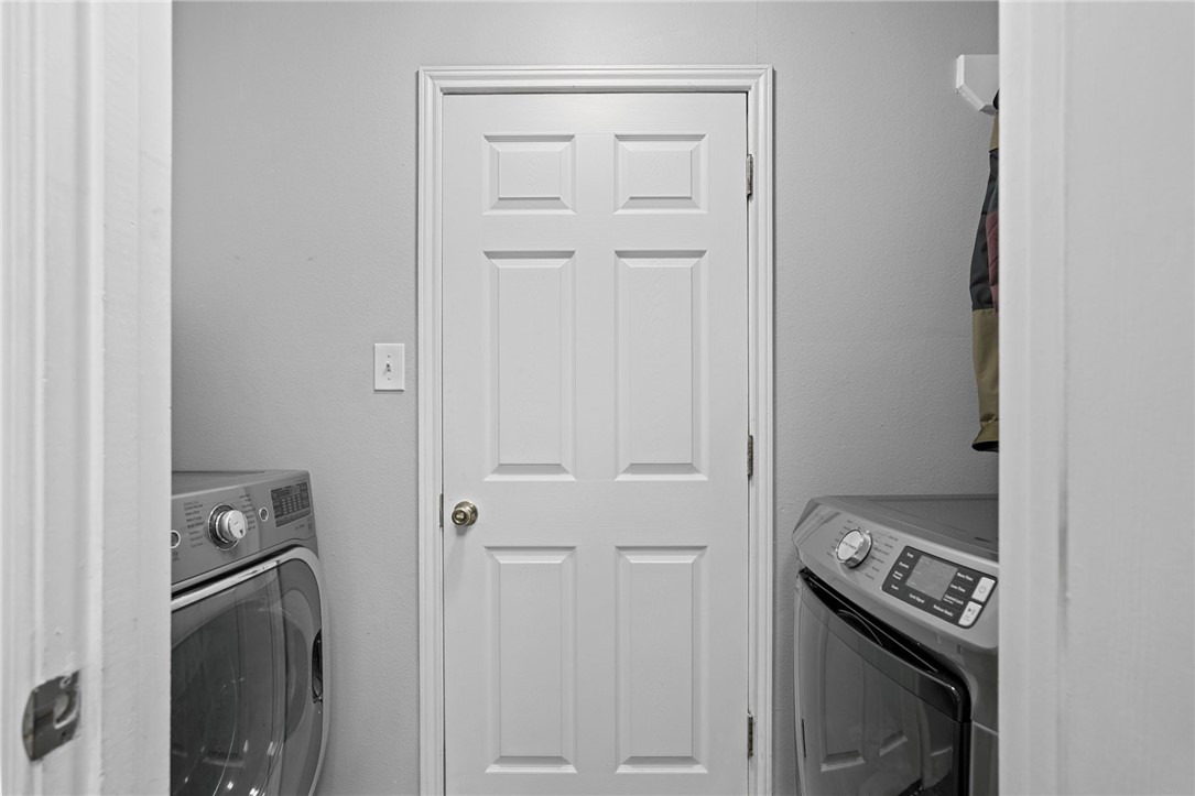 3133 Quebec Dr Property Photo 16