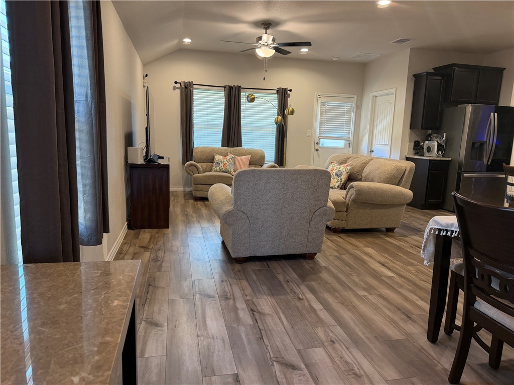 7734 Bullrider Dr Property Photo 3