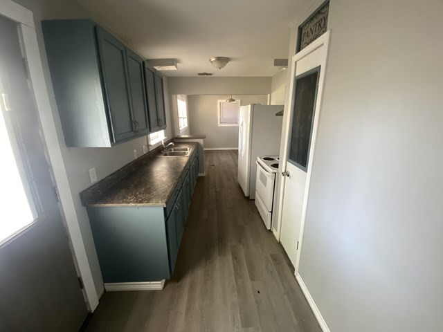 509 W Avenue B Property Photo 6
