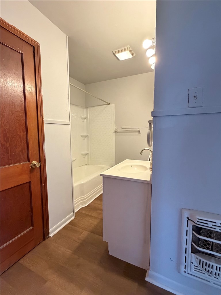 706 W Nettie Ave Property Photo 15