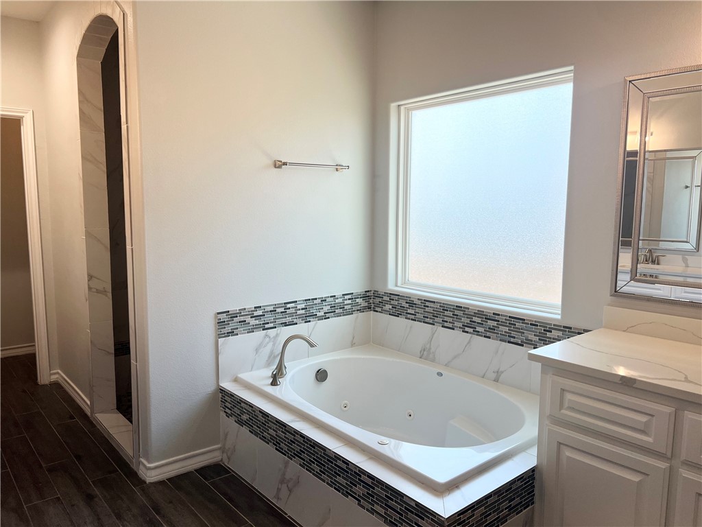 13922 Suntan Ave Property Photo 36