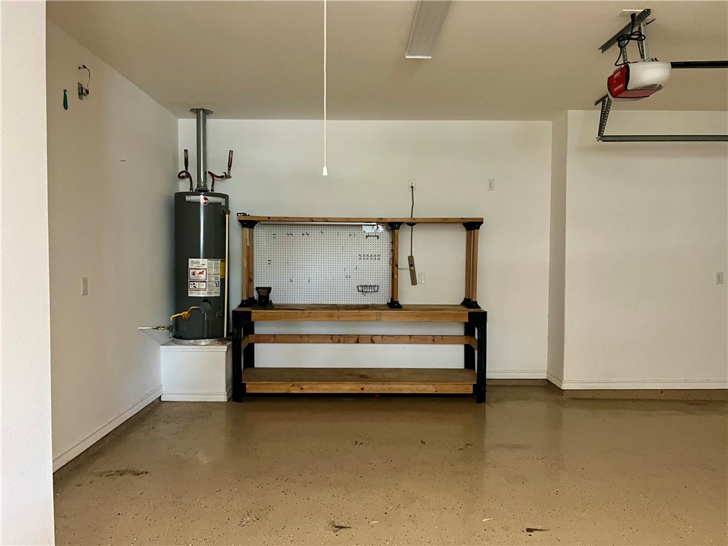 13922 Suntan Ave Property Photo 44