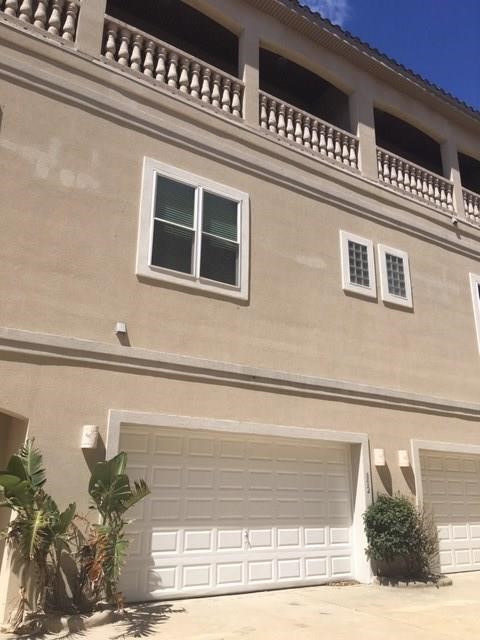14910 Leeward Dr 802 Property Photo 2
