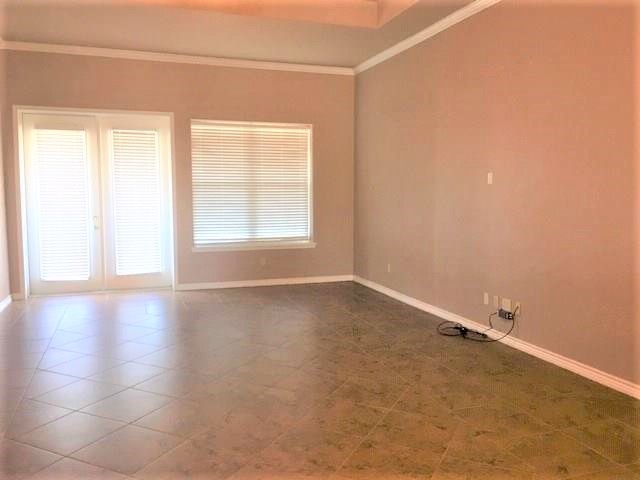 14910 Leeward Dr 802 Property Photo 6