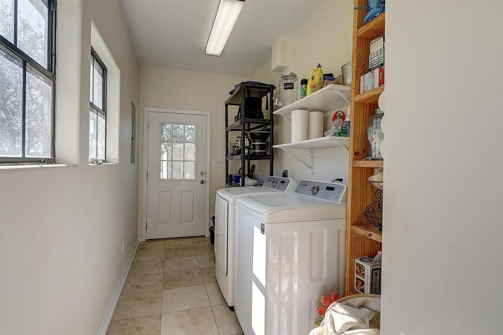3417 Newcastle Property Photo 21