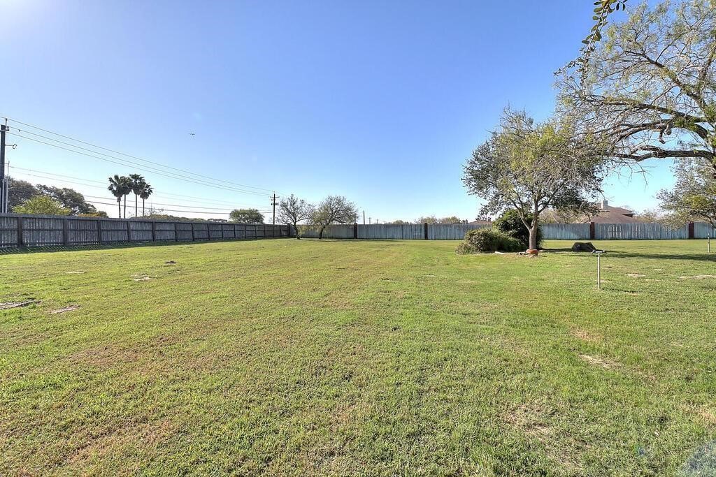 3417 Newcastle Property Photo 31