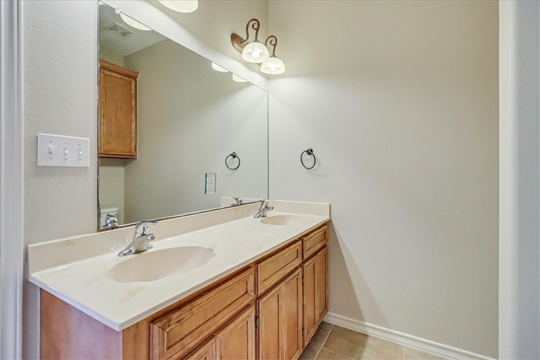 5810 Aava Property Photo 32