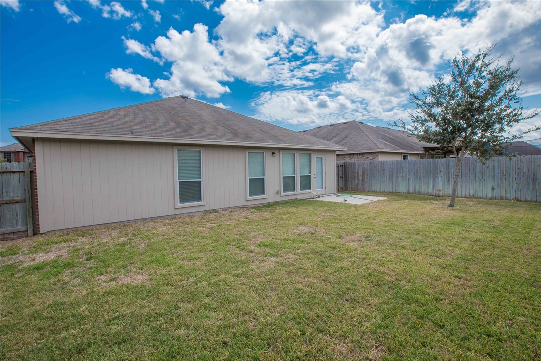7517 Fort Griffen Dr Property Photo 3