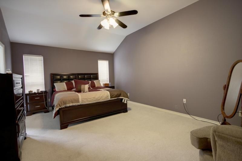 4510 Silver Hollow Dr Property Photo 4