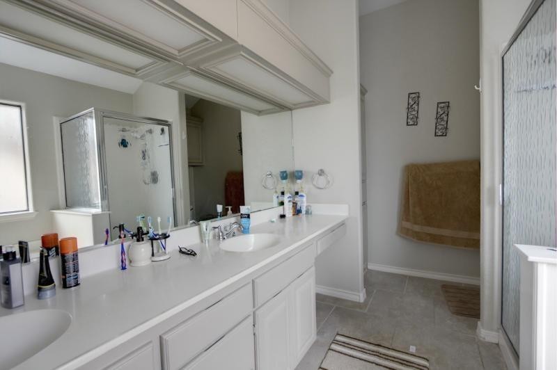 4510 Silver Hollow Dr Property Photo 5