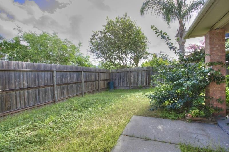 4510 Silver Hollow Dr Property Photo 6