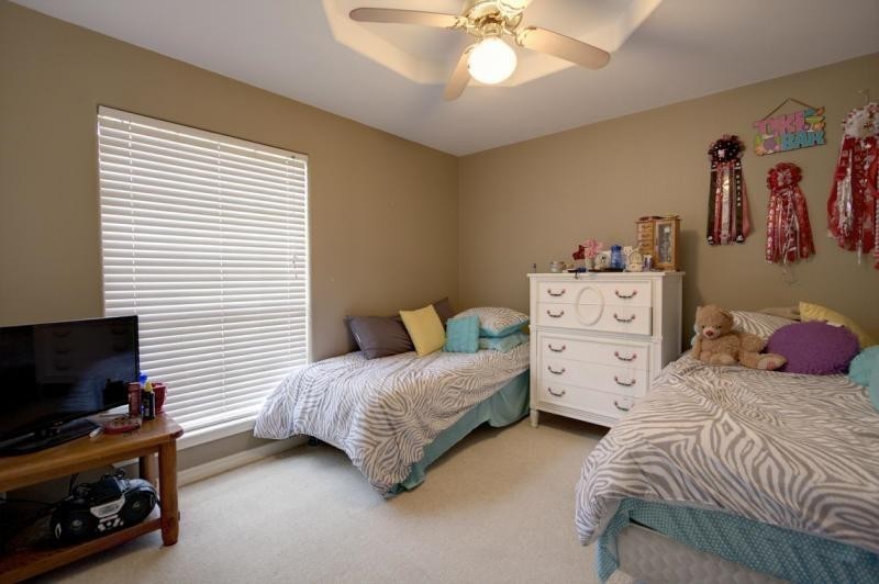 4510 Silver Hollow Dr Property Photo 11