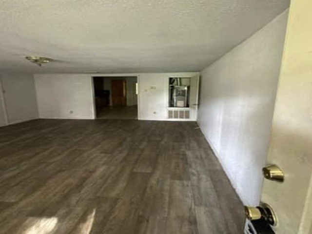 212 Fifth St Property Photo 4