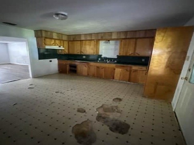 212 Fifth St Property Photo 5