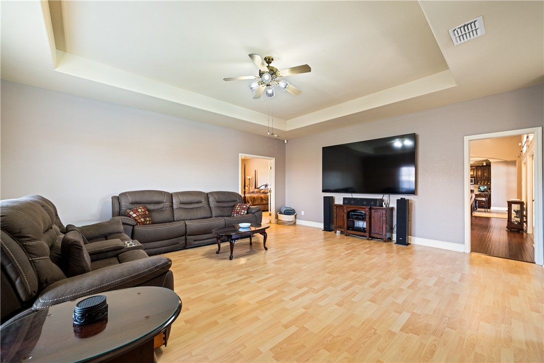 5402 King Acres Dr Property Photo 20