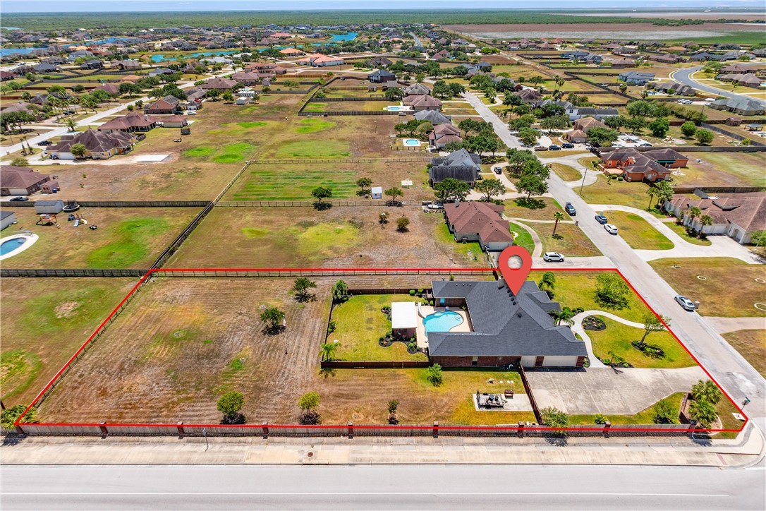 5402 King Acres Dr Property Photo 38