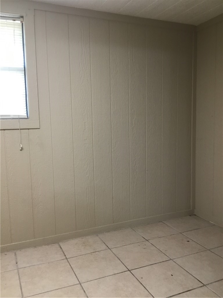 1110 Green Lane Dr Property Photo 8