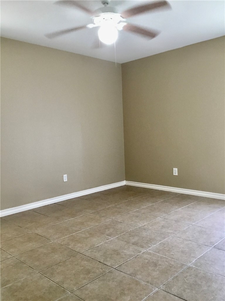 1110 Green Lane Dr Property Photo 13