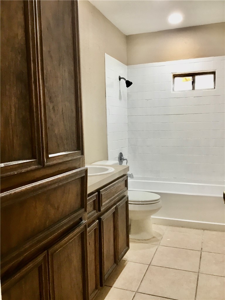 1110 Green Lane Dr Property Photo 19