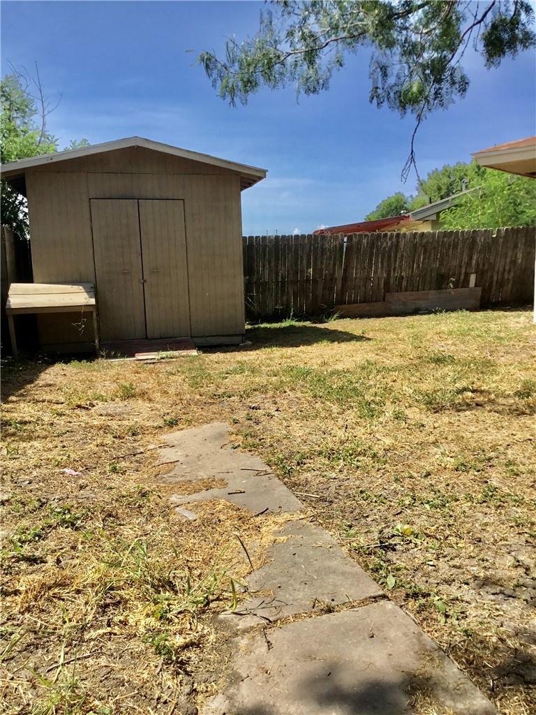 1110 Green Lane Dr Property Photo 24