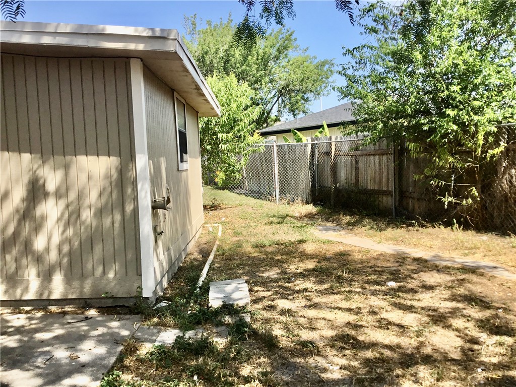 1110 Green Lane Dr Property Photo 28