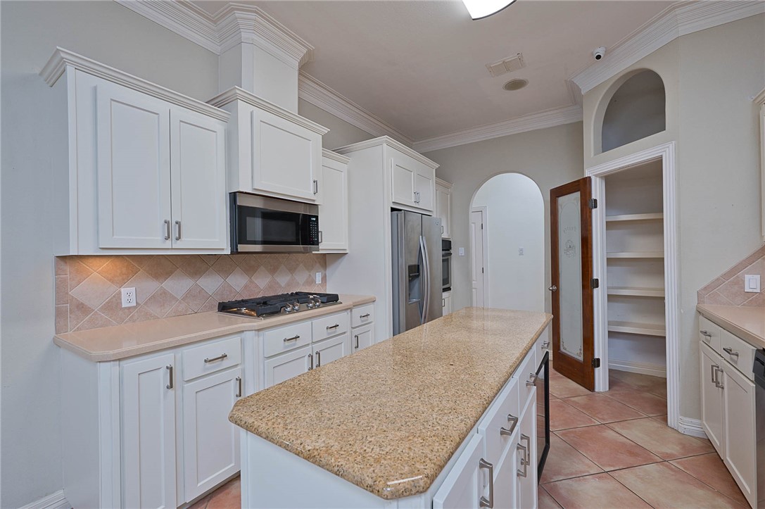 7601 Bon Soir Property Photo 16