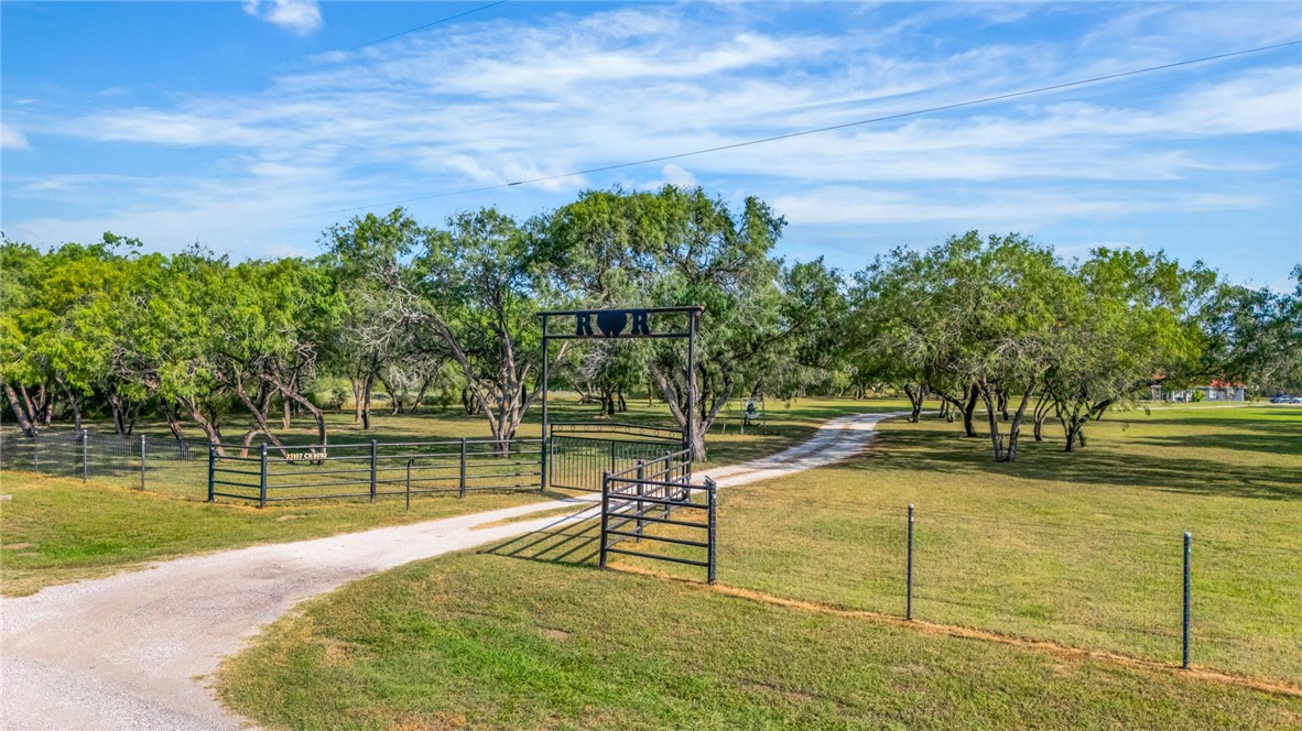 23107 County Road 1092 Property Photo 4