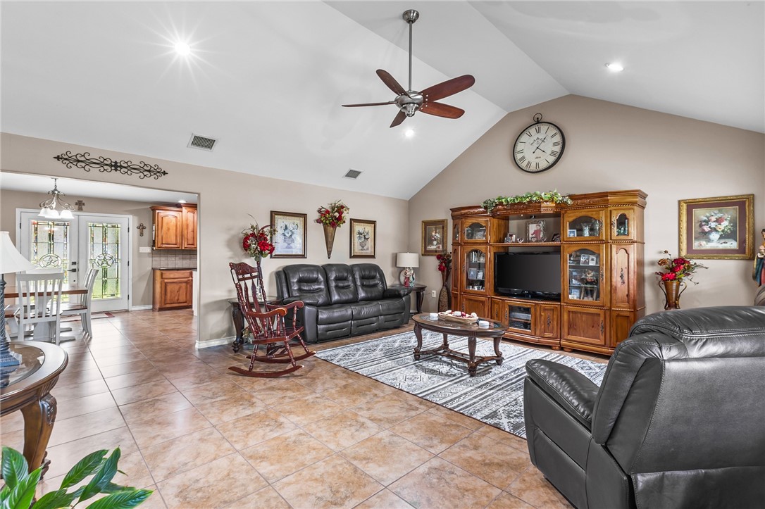 23107 County Road 1092 Property Photo 11