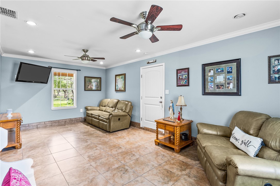 23107 County Road 1092 Property Photo 17