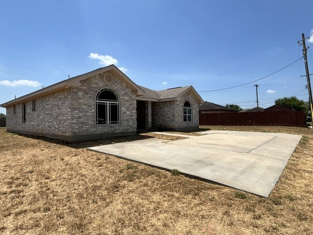 1115 Avenue A Property Photo 2