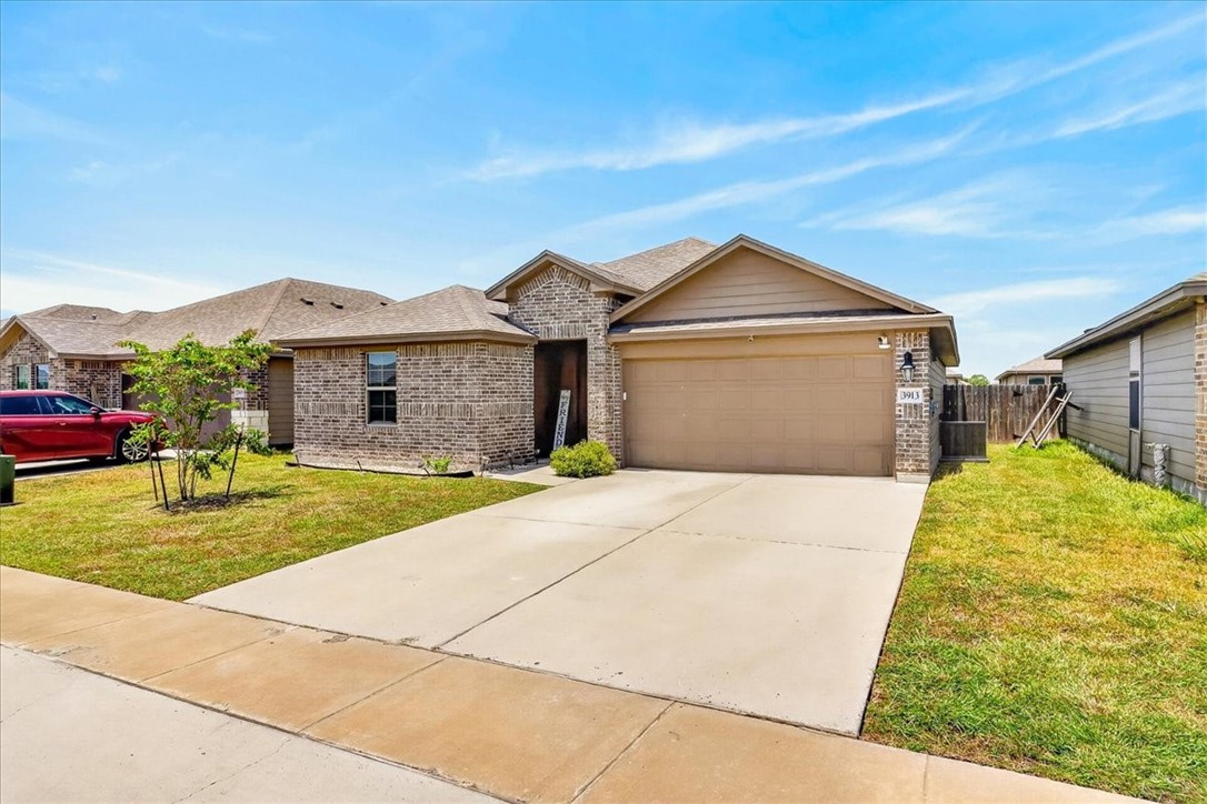 3913 Targaryen Way Property Photo 33