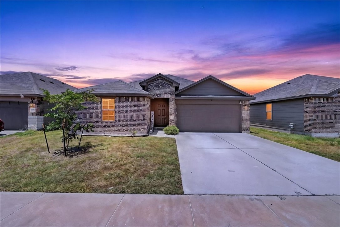 3913 Targaryen Way Property Photo 34