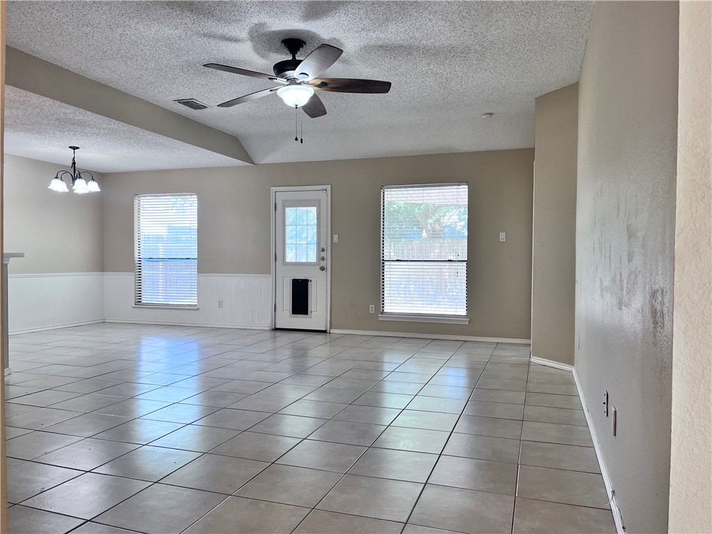 2226 Pebble Beach Dr Property Photo 2