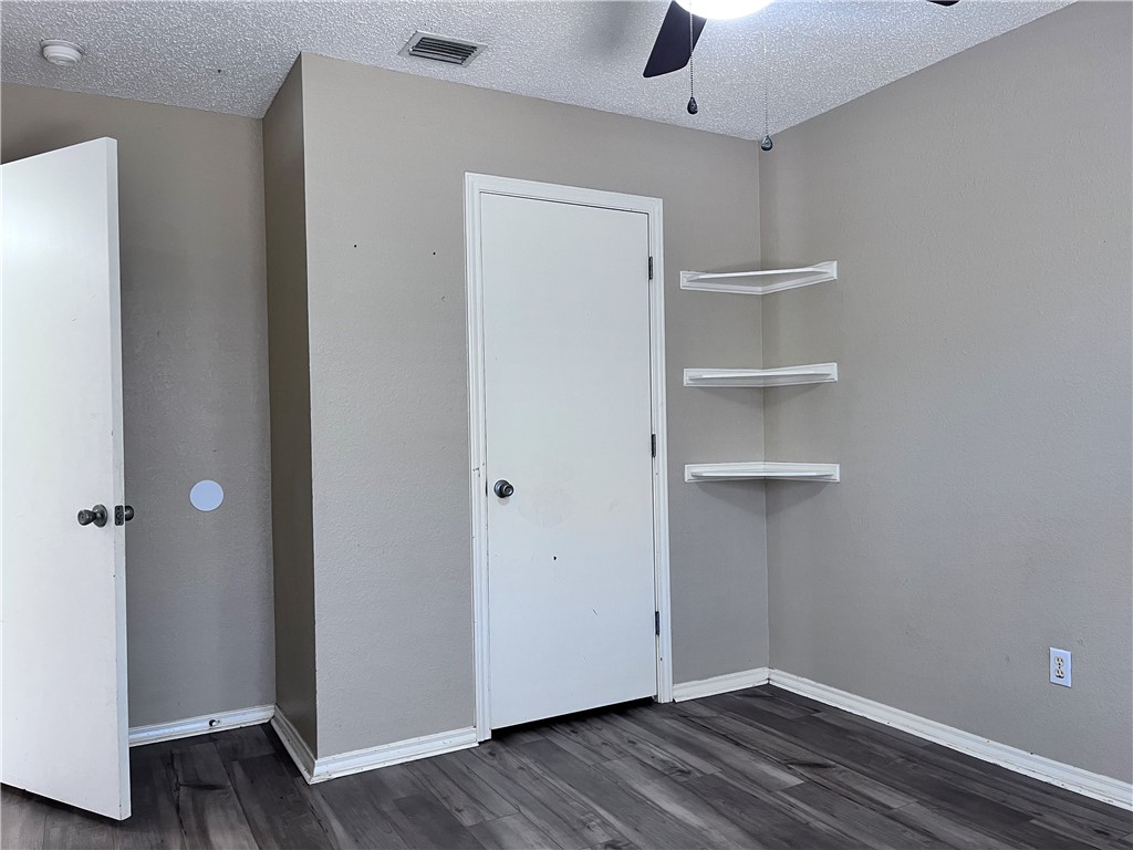 2226 Pebble Beach Dr Property Photo 9