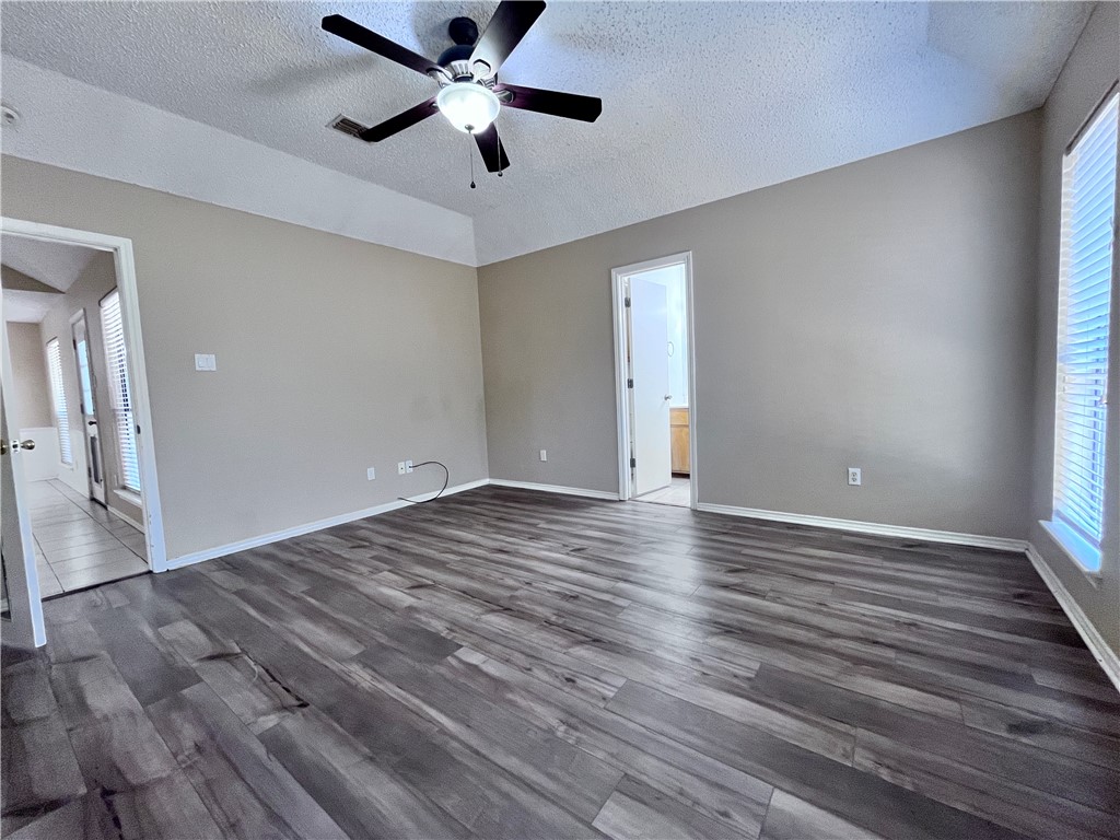 2226 Pebble Beach Dr Property Photo 11