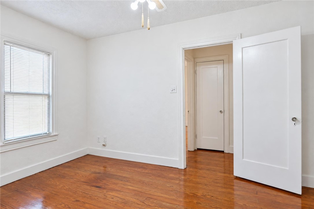312 N Monroe St Property Photo 15