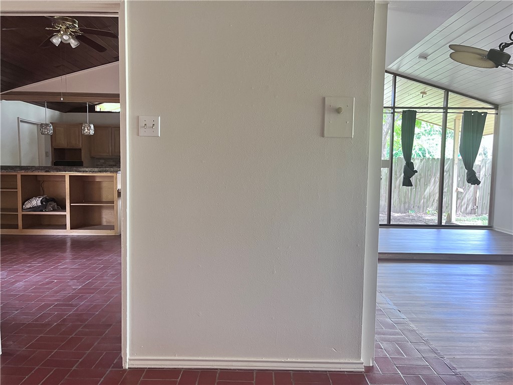 114 E Janin Cir Property Photo 32