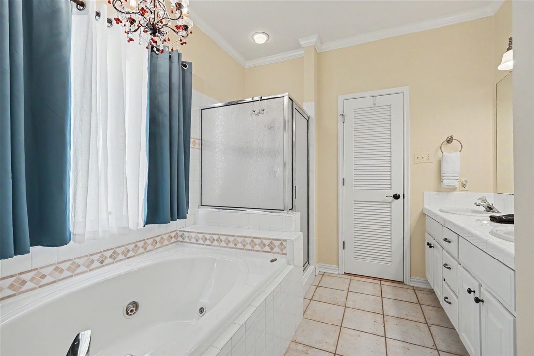 105 Windjammer St Property Photo 21